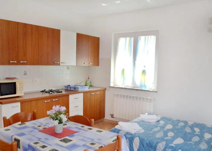 Lejlighed Anita 2 By Interhome
