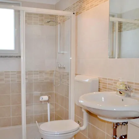 Anita 2 By Interhome *